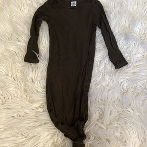 LittleMissDessa Knotted Ribbed Gown